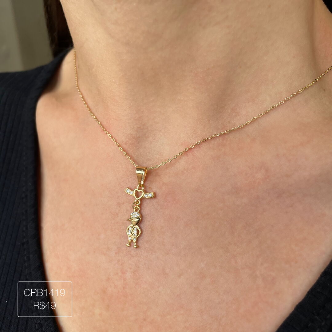 Colar Canga c/ 1 Menino Cravejado Cristal Dourado